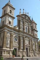 Frascati Cattedrale di San Pietro.jpg