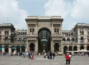 Galleria V Emanuele II Milano 3.jpg